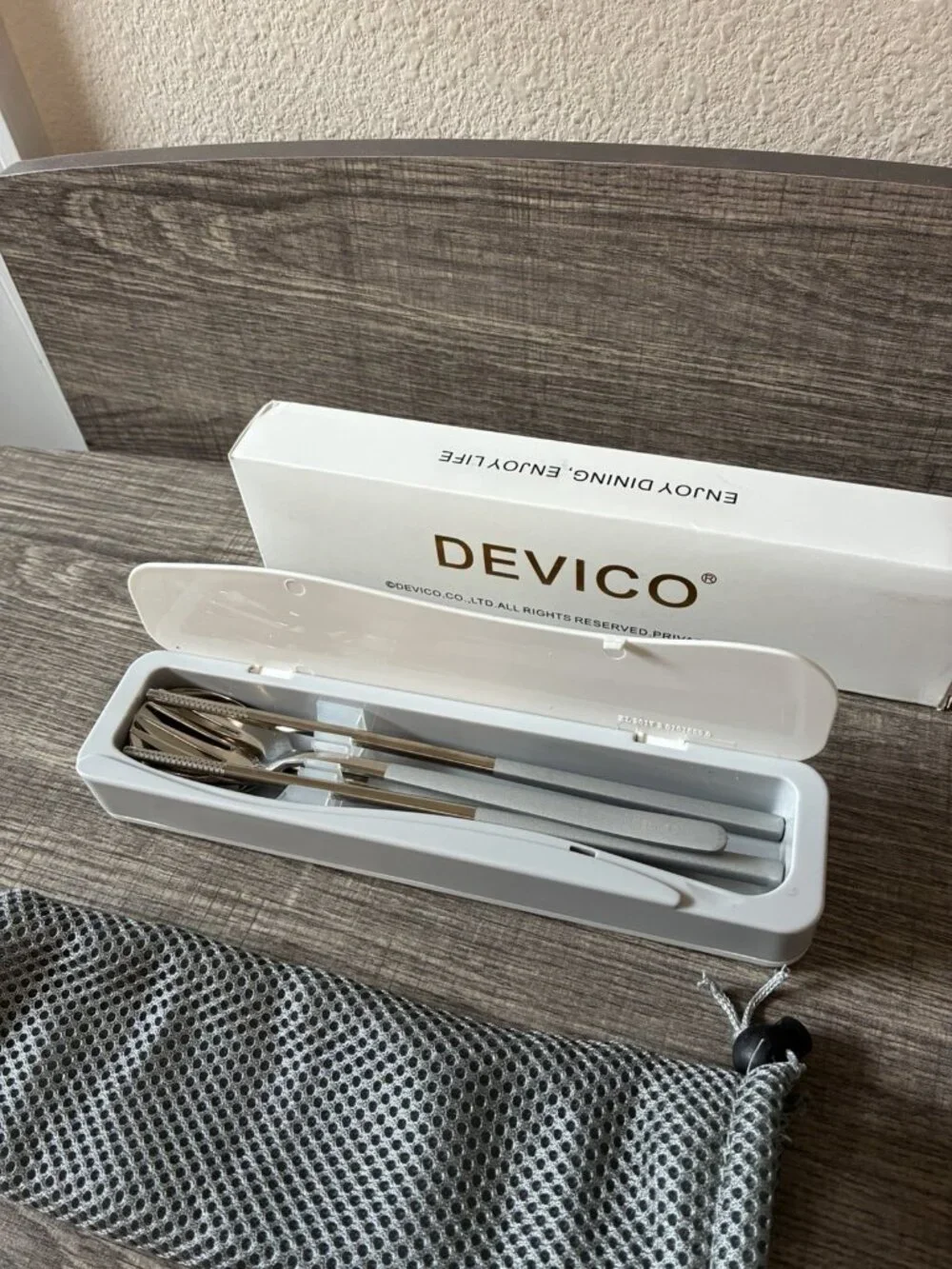 Device Travel Utensils Set 4 Piece Stainless Steel Set - Fork, Spoon, Chopsticks